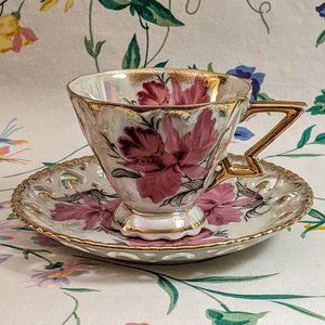 Stunning lusterware 1940s Royal Sealy Japan orchid theme vintage teacup & saucer